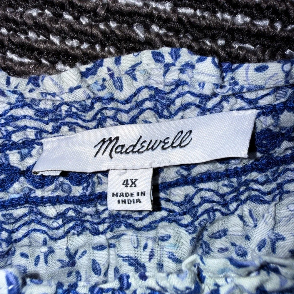 Madewell Blouse Women 4X Excellent BlueWhite Floral Smocked Embroider Cotton Top